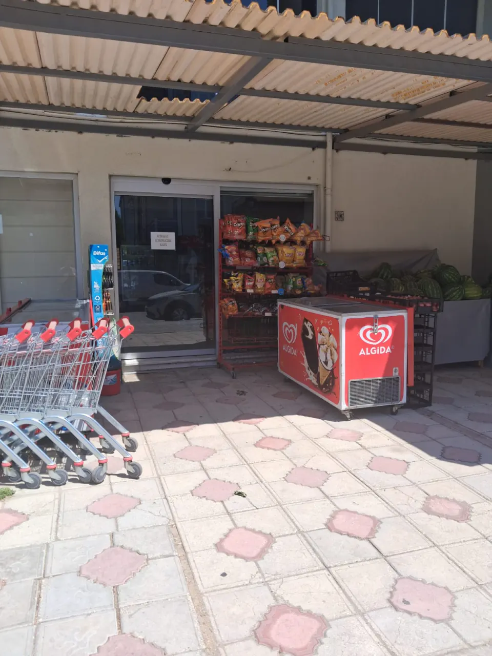 Bora Market mağaza fotoğrafı